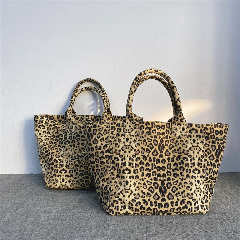 Unisex Leopard Print Embroider - Shopper Tote Canvas ulasan dan harga